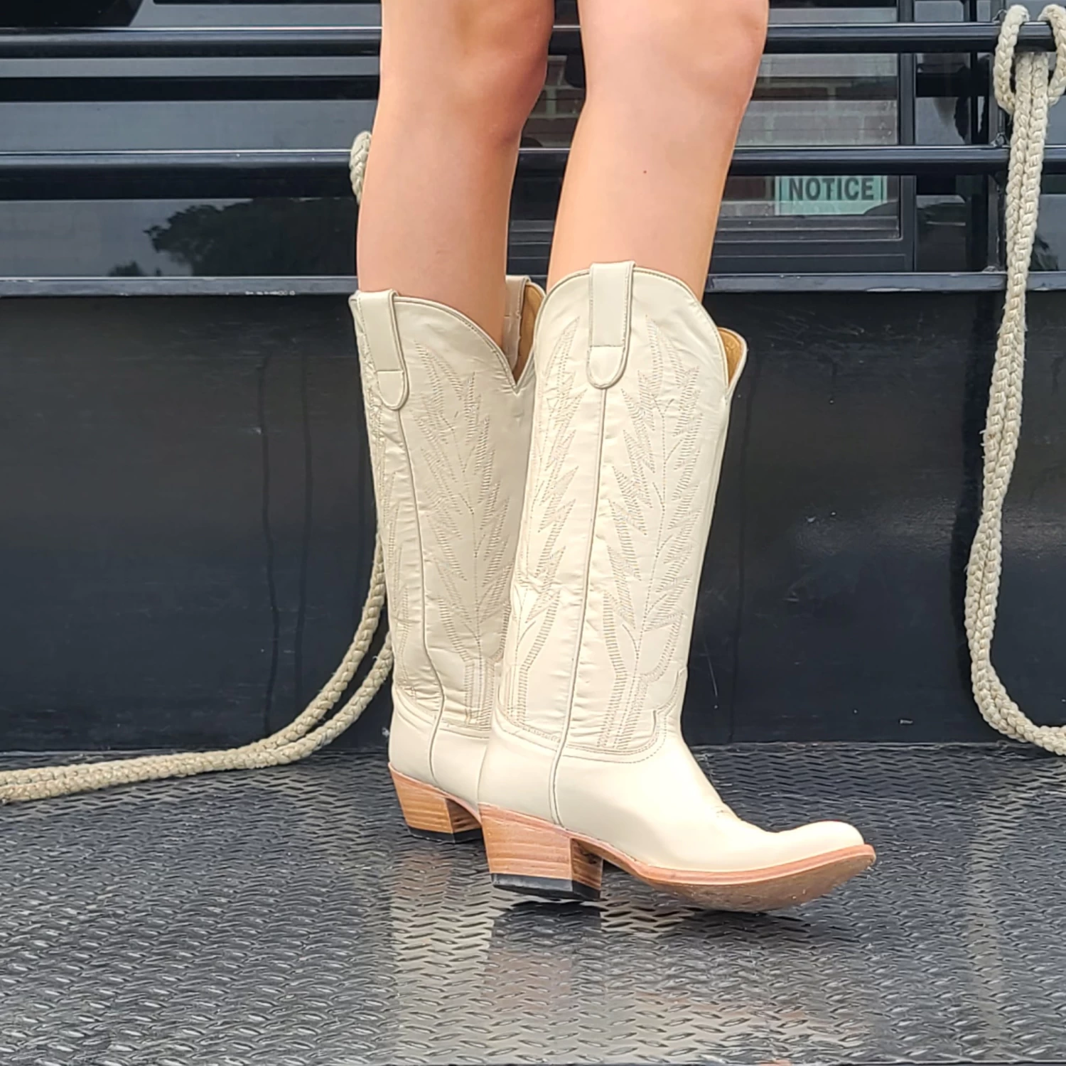 Macie Bean Spacey Gracey White Boot 6 Macie Bean Spacey Gracey White Boot - Image 4